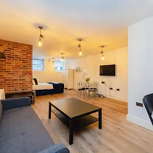  Apartment Flash Sale Centre Seafront 1 Bedroom Flat Bn115fsto04
