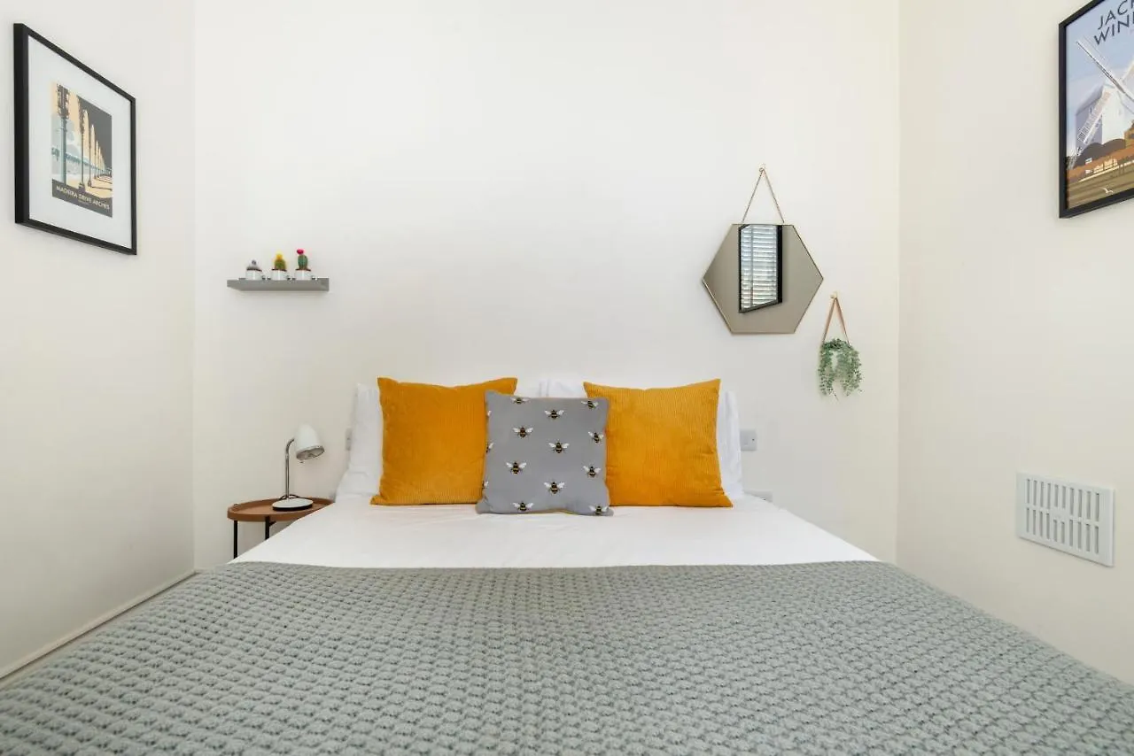 Beautiful, Central, 3 Min Walk From Beach, 2 King Doubles Brighton 0*,